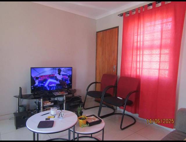 3 BEDROOM HOUSE FOR SALE IN DAWN PARK